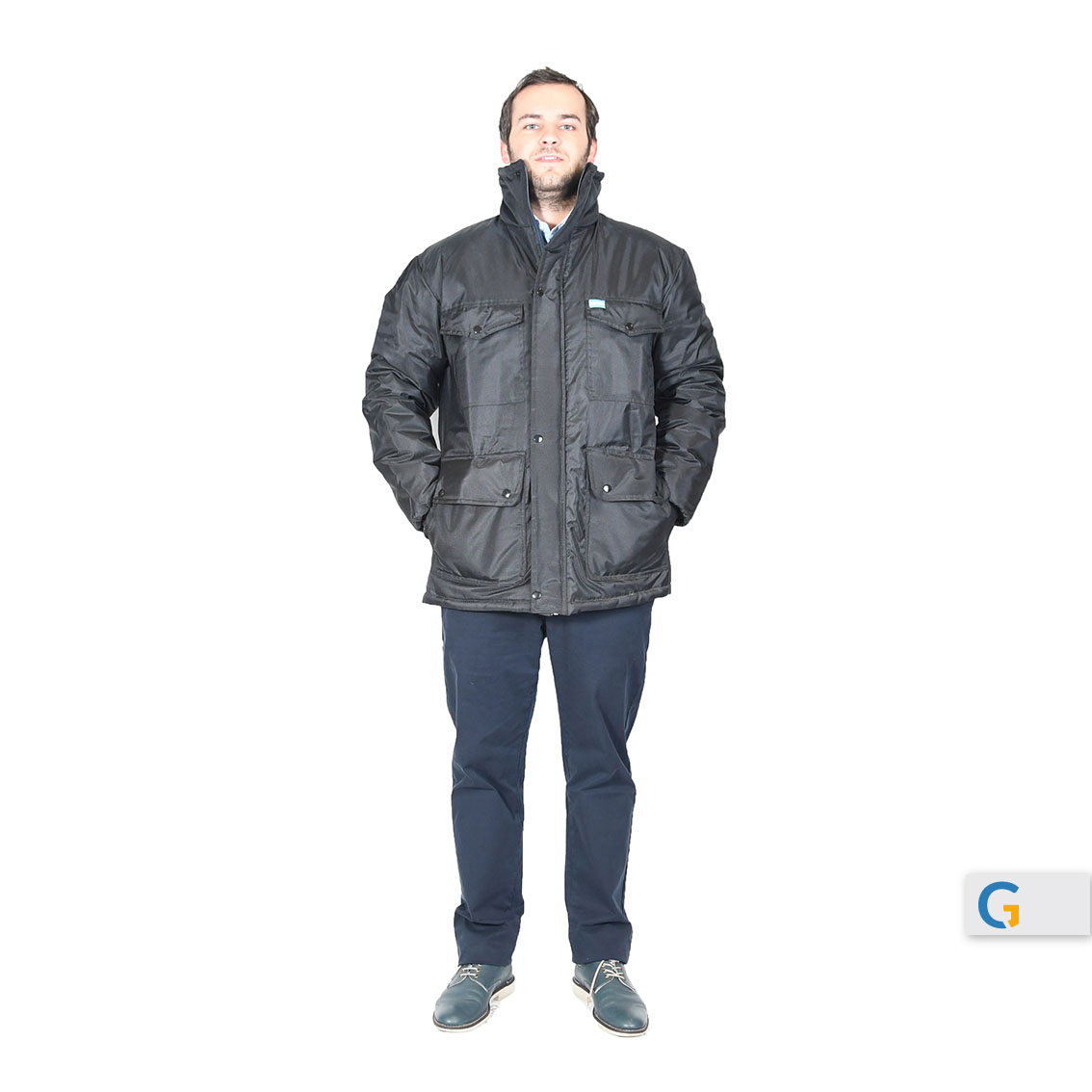 CAMPERON NEGRO FRENTE SIN LOGO-